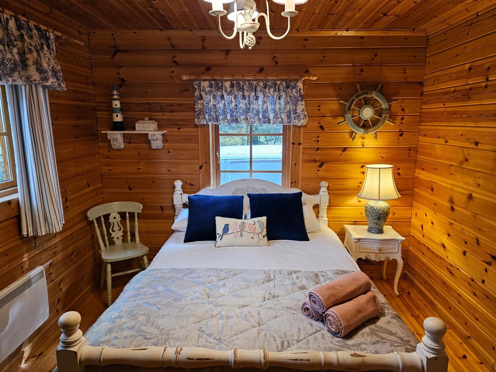 Forest Lodge Log Cabin - Ireland Ballyconnell  Buitenkant foto